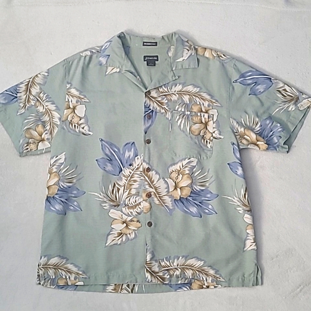 St Johns Bay Washable Silk Mens Large Button Down Casual Shirt Resortwear Travel